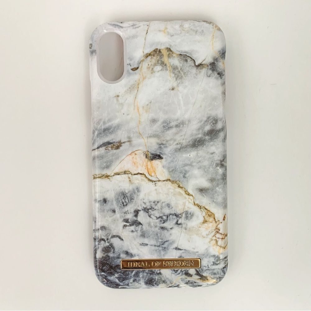 🤍Ideal of Sweden iPhone XR Case